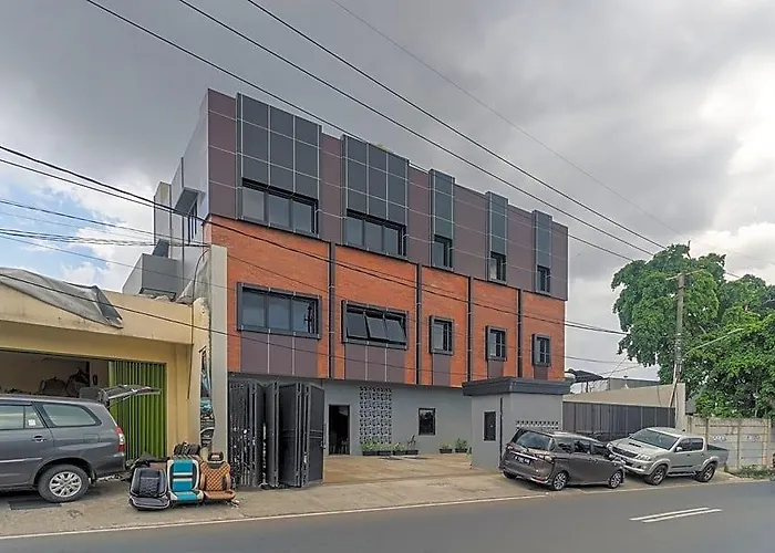 Reddoorz Near Puri Indah Mall Jakarta